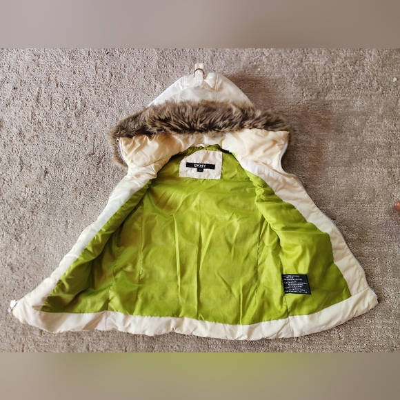 DKNY Winter/Fall Vest - Picture 3 of 4